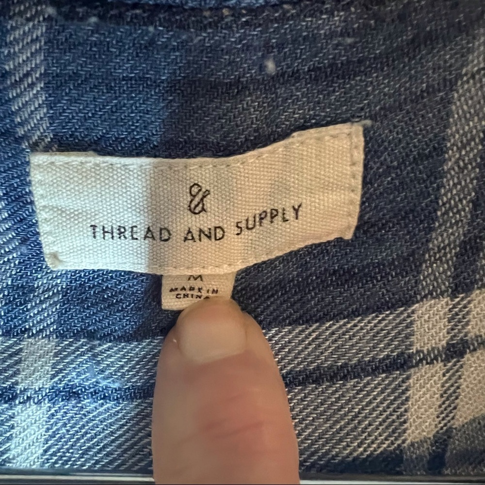 Thread And Supply Button Down Top, Size Medium. - image 3